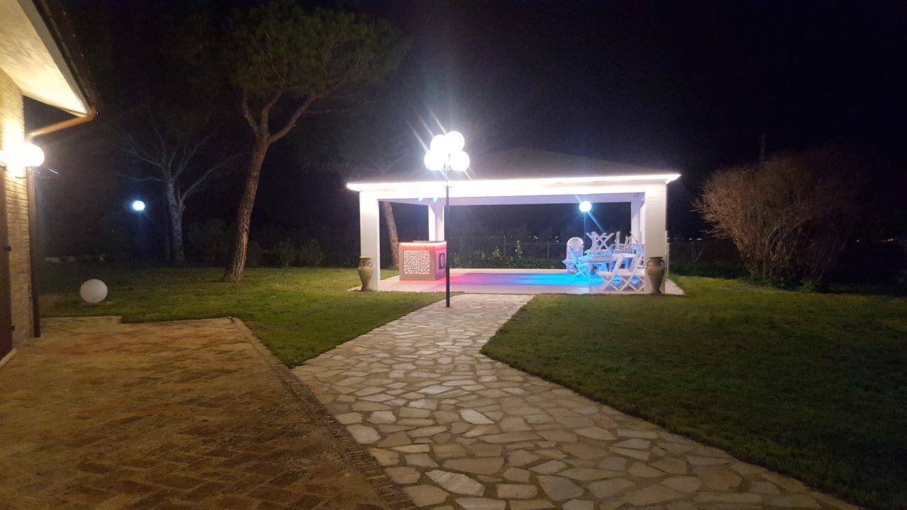 פאנו Country House Resort Villa Giardino Degli Eventi מראה חיצוני תמונה